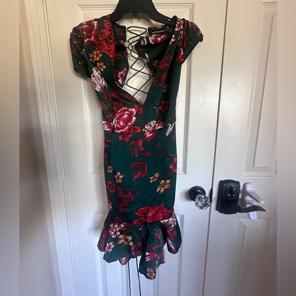 Pretty Little Thing Silky Oriental print dress